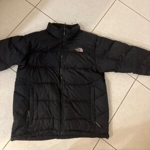 Priced to sell very quickly. Northface 550 jacket.  size large men’s.